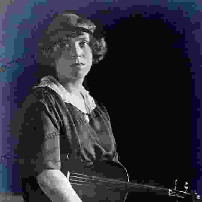 Alma Moodie, A Canadian Violinist And One Of The First Women To Achieve International Recognition As A Classical Musician. Pioneer Violin Virtuose In The Early Twentieth Century: Maud Powell Marie Hall And Alma Moodie: A Gendered Re Evaluation